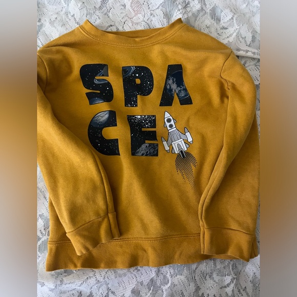 Two 4T Garaninal Sweaters - Picture 2 of 5